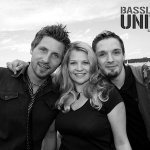 Слушать Undeniable (Video Edit) - Basslovers United онлайн