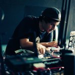 Слушать Life (Original Mix) - DJ Chap онлайн