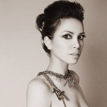 Слушать Blackwinged Bird - Emm Gryner онлайн