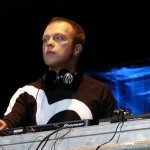 Слушать Пять минут (remix) - Гурченко and DJ ГРУВ онлайн