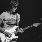 Слушать Guitar Shop - Jeff Beck With Terry Bozzio And Tony Hymas онлайн