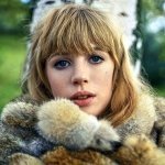 Lola R. For Ever - Marianne Faithfull & Sly and Robbie